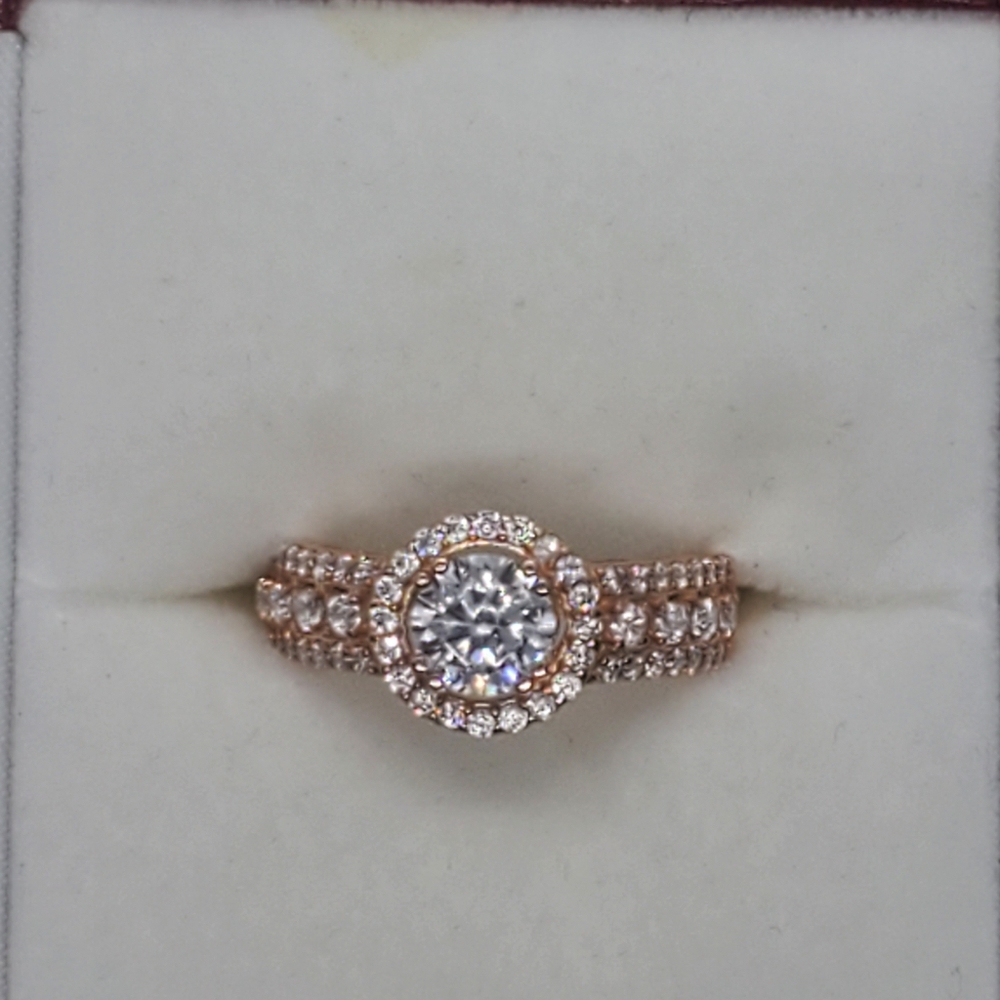 14 KT Rose Gold CZ Ring - Picture 6 of 7